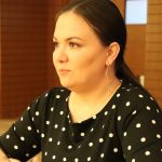 user-img